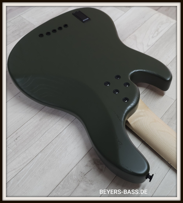 FGN J-Standard Mighty Jazz 5 Dark Evolution, Open Pore Olive Green